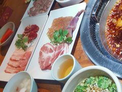 -城墙拐拐火锅(三峡广场黑金冠店)