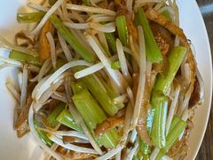 -泉畔人家·老济南经典鲁菜(大明湖店)