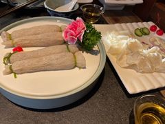 -大匠工房古船木艺术餐厅·猪肚鸡专门店(长白仙岛店)