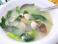 沙白豆腐汤【鲜甜可口】-瑶记海鲜餐厅(西涌店)