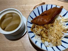 -红猪卤肉饭(大西洋美食城店)