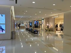 -优衣库(洛阳中州万达广场店)