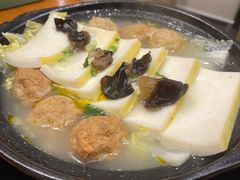 襄阳砂锅牛三鲜-莲餐厅·湖北菜·藕汤是头牌(愚园路店)