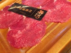 -牛YO寿喜烧·铁板烧和牛火锅自助(市府恒隆店)