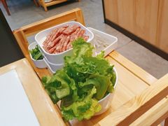 -鲁员外地锅鸡地锅鱼(古墩路店)