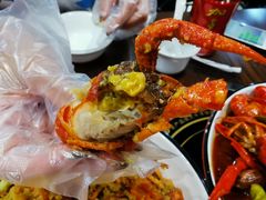 -虾弄弄海派小龙虾·牛羊蝎子火锅