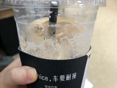 拿铁-瑞幸咖啡(八卦岭工业店)