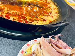 -沸炉重庆老火锅(军事博物馆店)