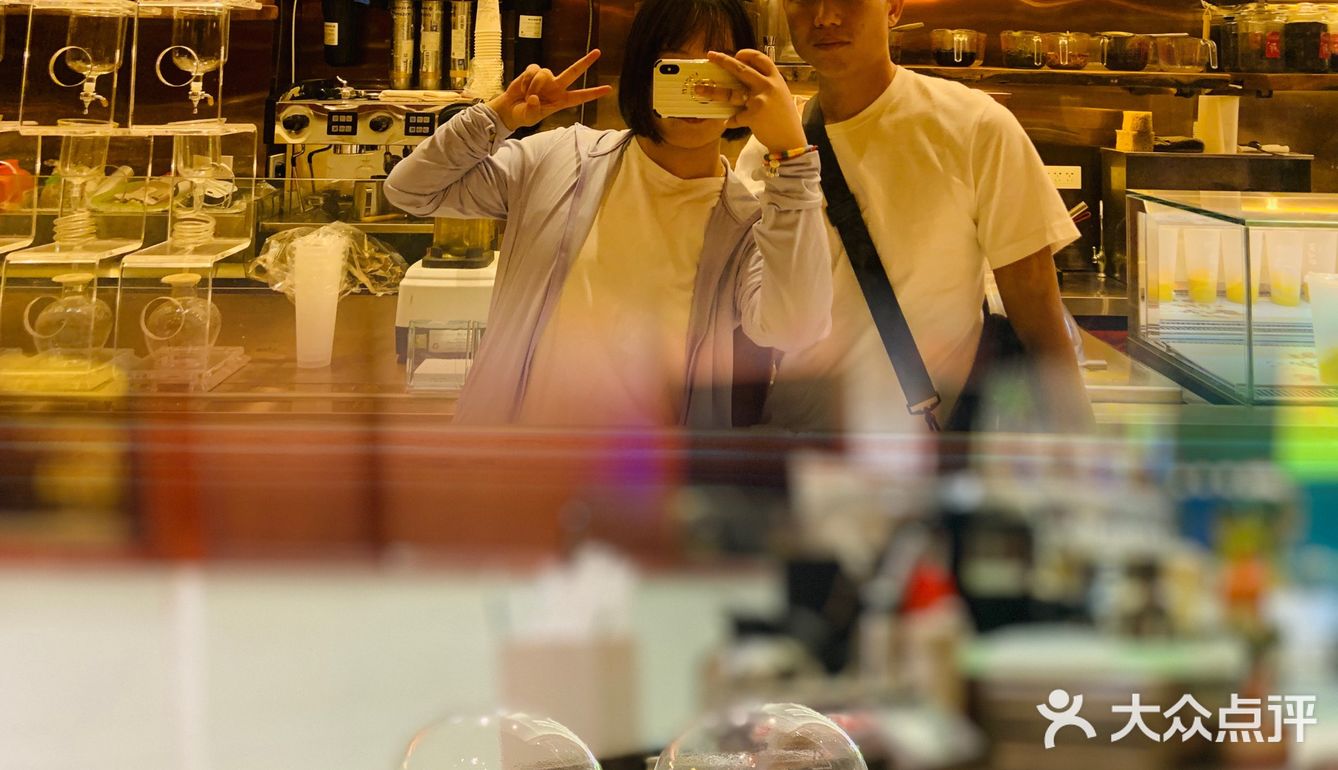 假期游桂林，食正阳步行街。我来帮你拔拔草[吐]