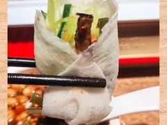 -包整·丝娃娃(一览甲秀楼风景店)