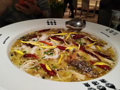 -渔语鱼酸菜鱼新川菜(来福士店)