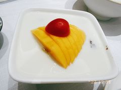 芒果椰汁血糯米-新雅粤菜馆(南京东路店)