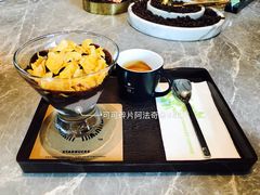 可可碎片阿法奇朵冰淇淋-星巴克臻选(南京艾尚天地店)