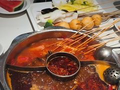 -佰人王串串香火锅(洋珠巷店)