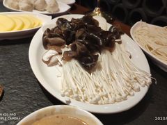 -陈府大宅门成都火锅·手切鲜肉(太原街店)