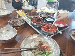 -小倪羊肉米线馆