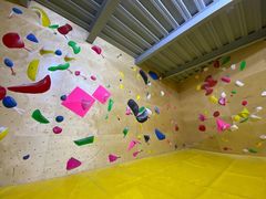 -问山MountQuest攀岩馆