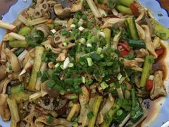 -廖哥泡椒兔(峨眉店)