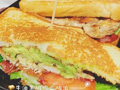-The Habit Burger Grill 哈比特汉堡(爱琴海店)