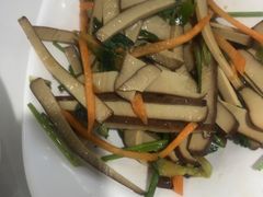-严厨老坛酸菜鱼(吴江万宝店)