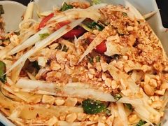 -大头虾越式风味餐厅(光明广场店)