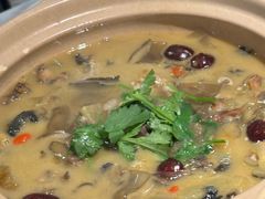 -费大厨辣椒炒肉(高铁吾悦广场店)