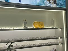 -视野联行眼镜·蔡司·尼康战略合作店(城西银泰店)