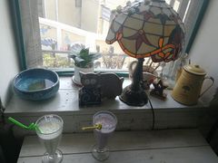 靠窗位-不舍昼夜咖啡馆