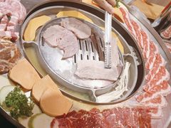 -哈哈碳都·牛肋条无限自助烤肉(宝龙店)