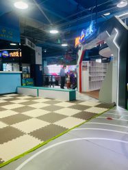 -欧酷世界动力星球(王府井奥莱UP TOWN店)