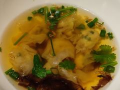 燕皮扁肉汤-莆田餐厅PUTIEN(西安万象天地店)