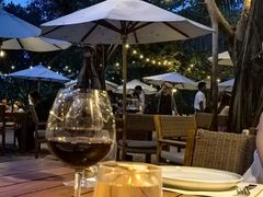 -三亚艾迪逊酒店·海滩烧烤 BARBACOA·现场乐队·浪漫晚餐·烧烤海鲜