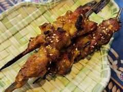 -乡村馕坑肉·烧烤·新疆菜·本地人更爱吃(阿勒泰首店)