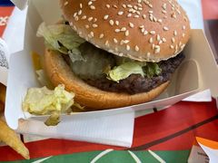 霸王牛堡-汉堡王(北京三里屯购物中心)