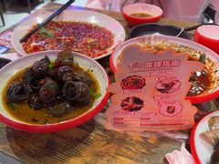 -老闵田螺馆·南昌特色小炒(梦时代店)
