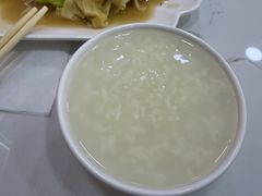 -锅贴王海鲜小馆