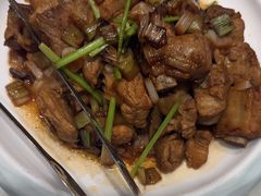 -海派美食·家宴海鲜青岛菜·石锅鲽鱼头(东方城店)
