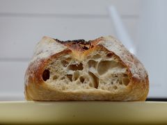 无花果面包-老梦面包 CHEZMOREL(三源里店)