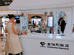 -梅龙镇广场