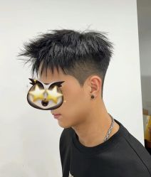 -海文先生国潮烫染男士理发馆
