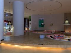 -涨巢·潮玩水疗局