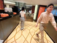 -怡咖啡海鲜自助餐厅(浦东香格里拉店)