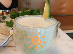 牛油果蜂蜜热酸奶-The Rug Cafe(王府中环店)