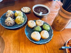 -鑫震源·苏式大虾生煎(山塘街店)