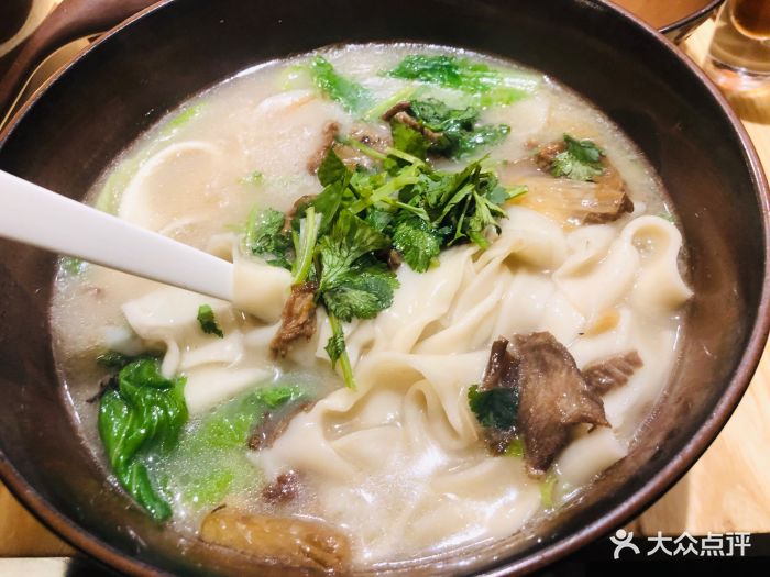 张老炝方城炝锅烩面(自贸大厦店)方城炝锅烩面图片