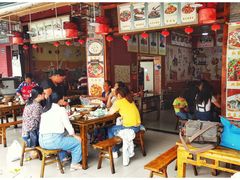 大堂-燕兵眉州肥肠鱼饭店