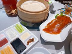 悦融·酥香嫩烤鸭-融琥珀·京鲁菜·海味珍品(西单店)