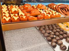 -Dough&Joe团憩(瑞虹天地月亮湾店)