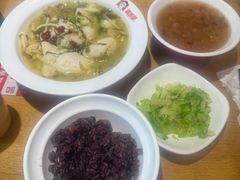 -南城香·饭香串香馄饨香(青年路店)