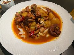 沙湾大盘鸡-西域盛宴烧烤新疆菜清真餐厅(古美店)